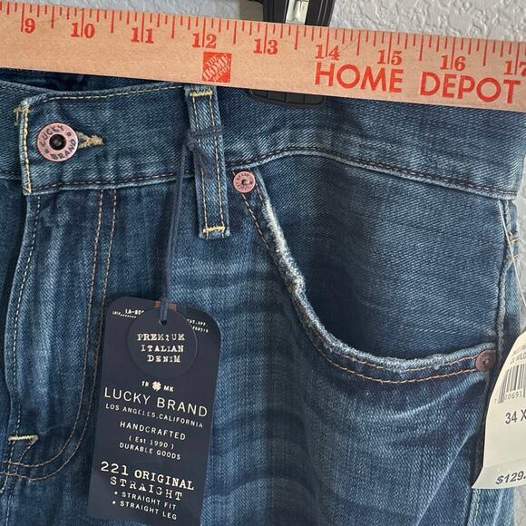 Lucky Brand Men's 221 Classic Straight Leg Jeans, Dark Blue, Size 34x30 NWT - Picture 3 of 12